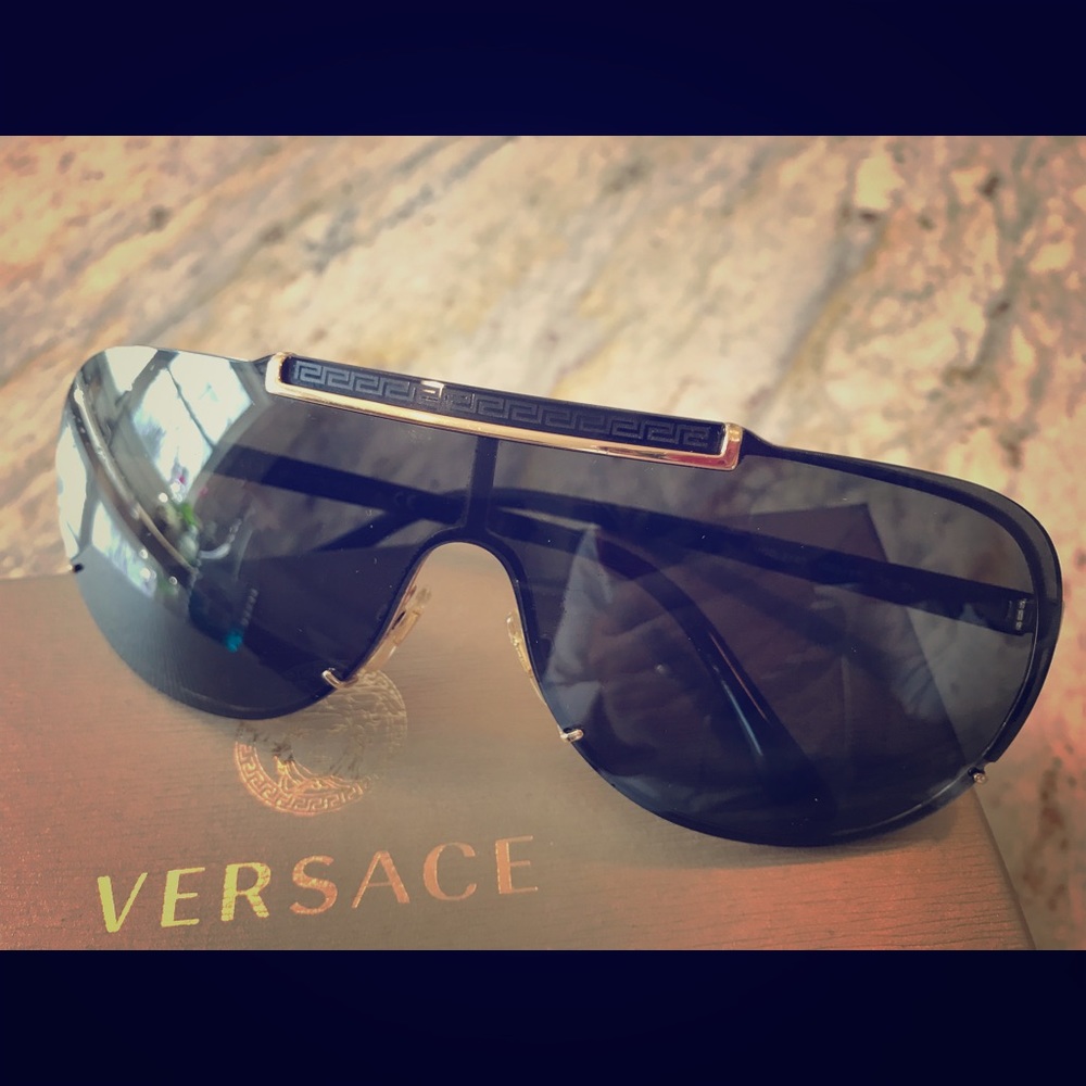 Men’s Versace sunglasses